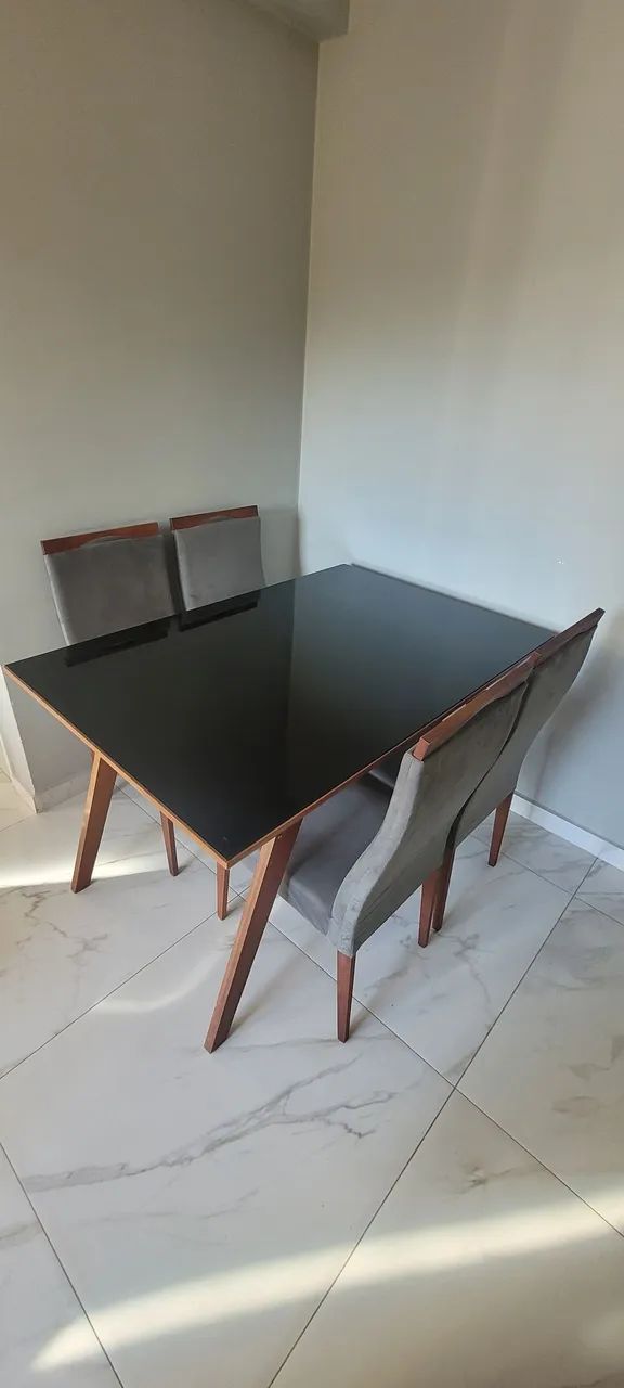 Mesa de Jantar Tampo de vidro