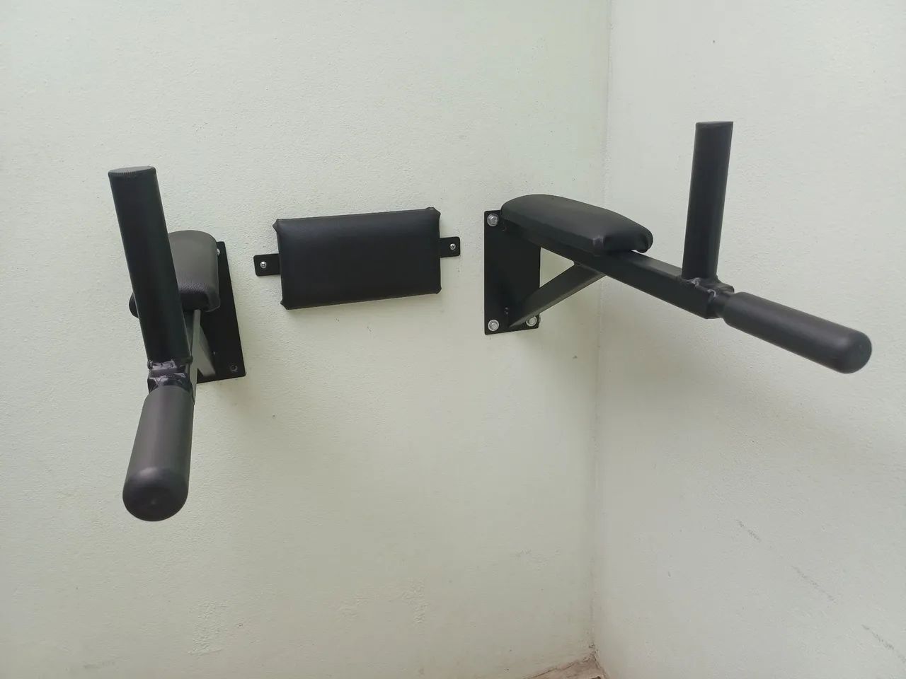 Paralelas, abdominal e triceps - Foto 5