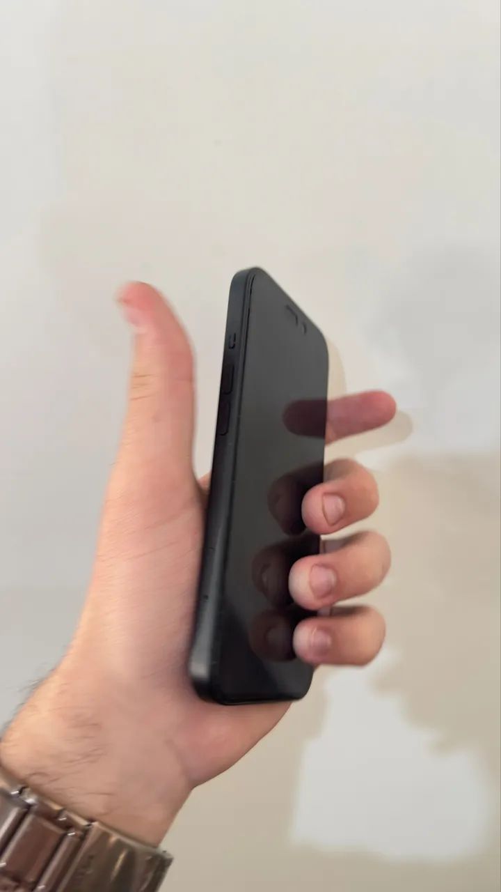 Iphone 15 Black 128gb - Foto 4