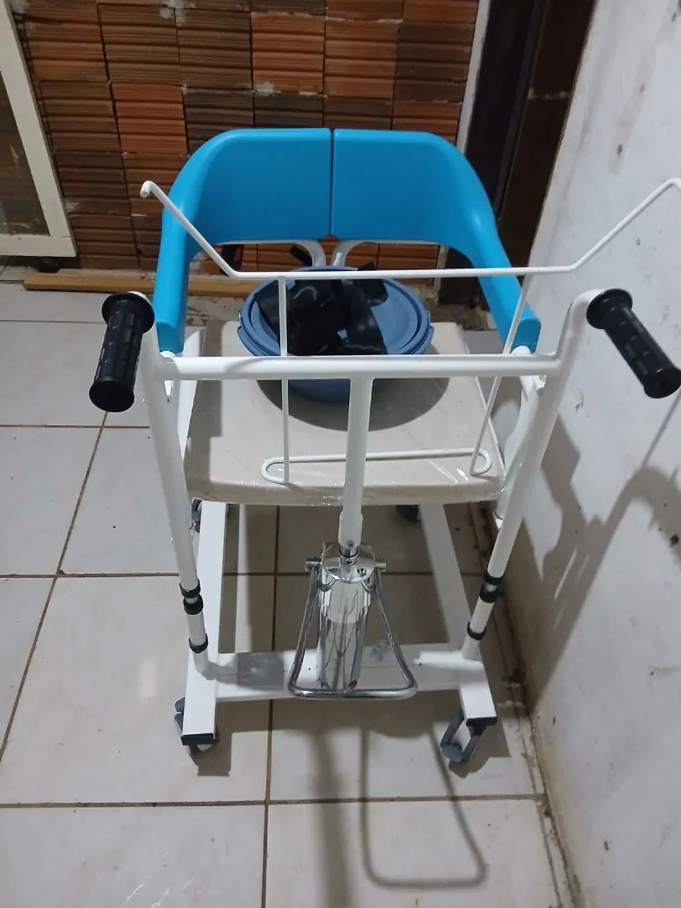 Cadeira de transferência  - Foto 4