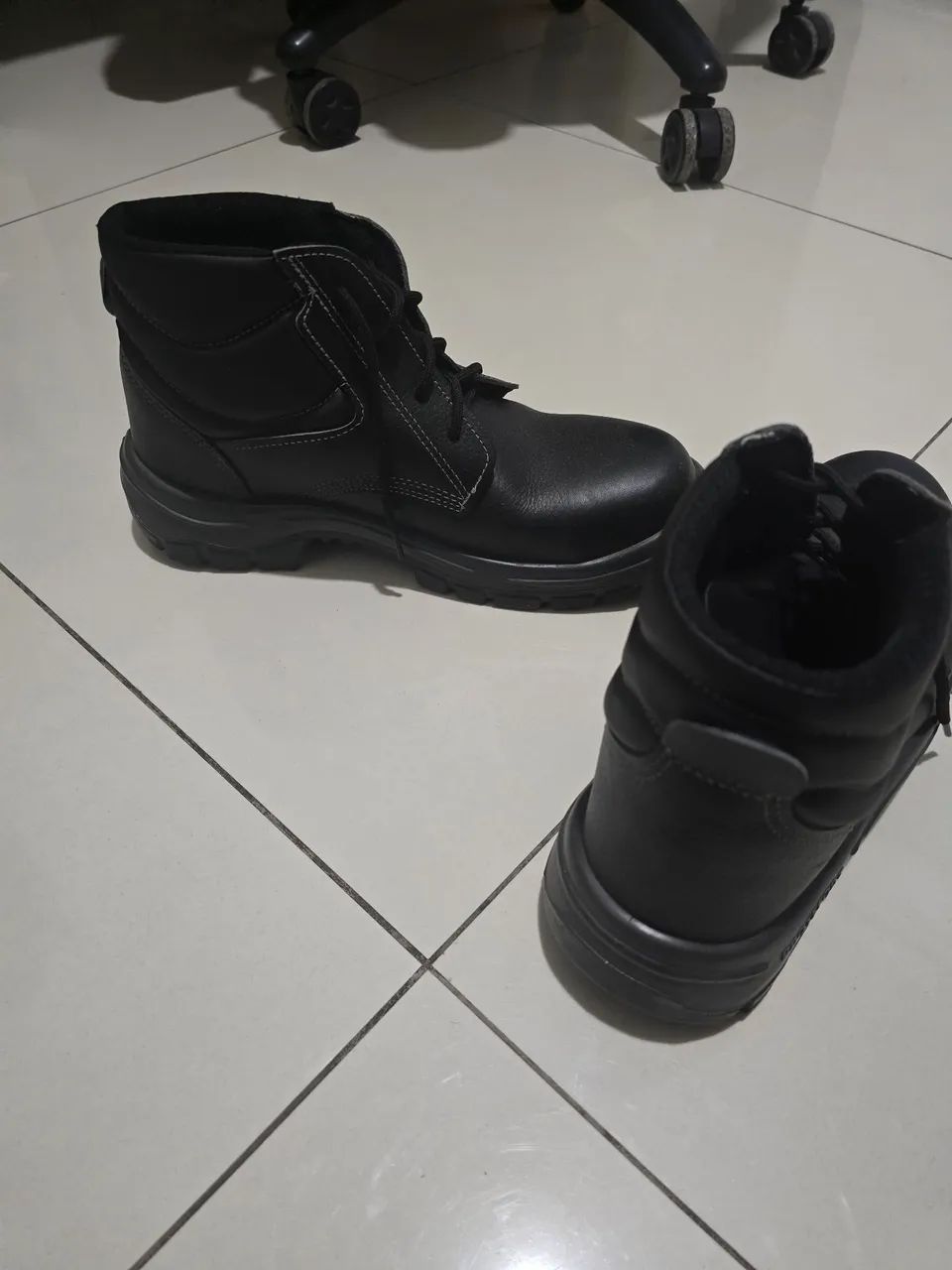 Bota masculina - Foto 3