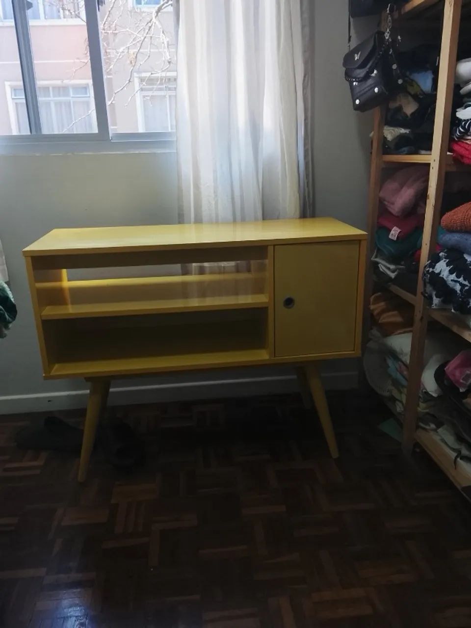 Rack amarelo 