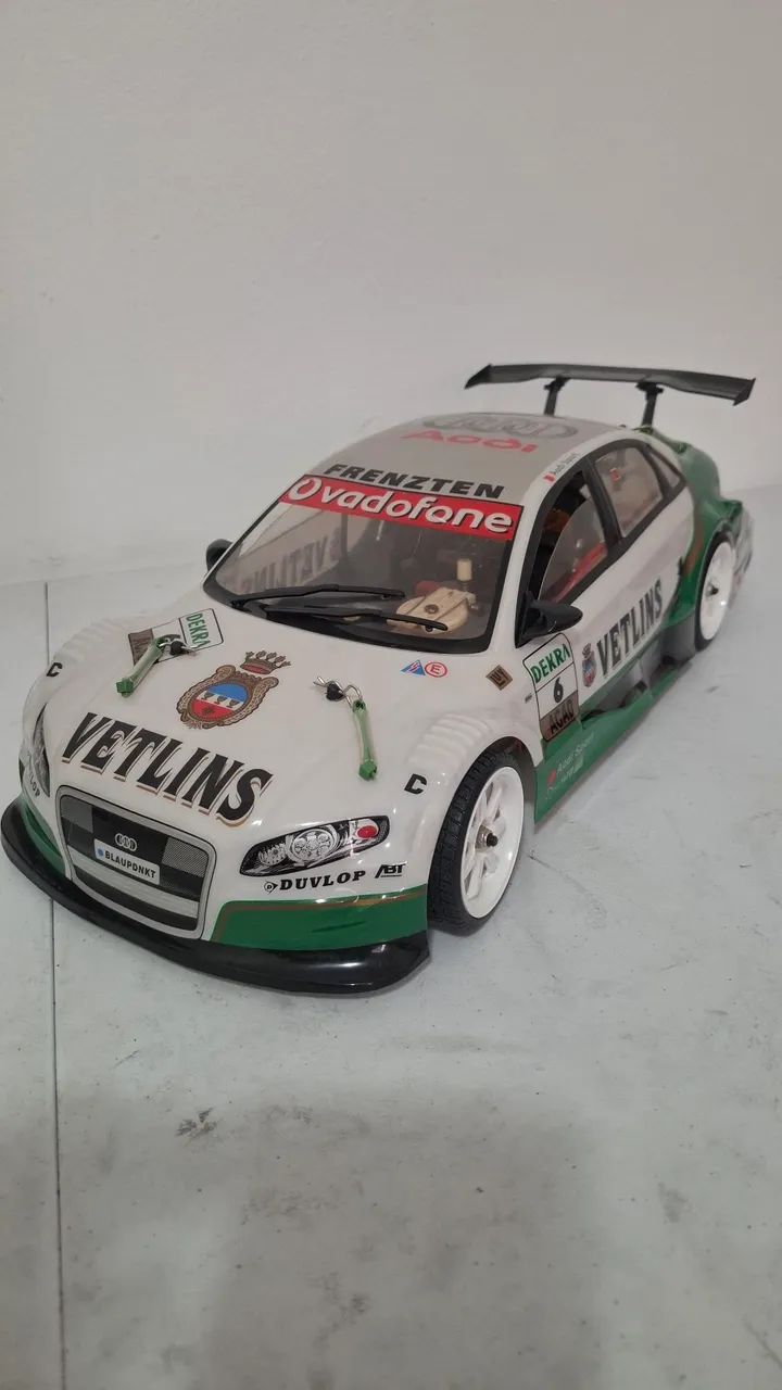 Rc kyosho alpha drift com luz 