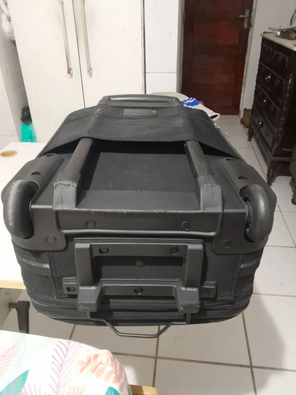 Mala pequena de bordo em ótimo estado - Foto 3