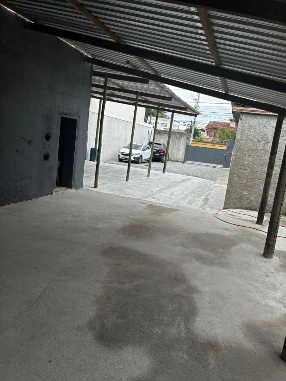 Galpão / Pátio Comercial 360m² - Av. Abdo Saad Jacaraípe - Área Coberta