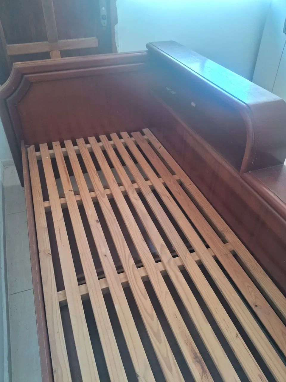 Cama solteiro 