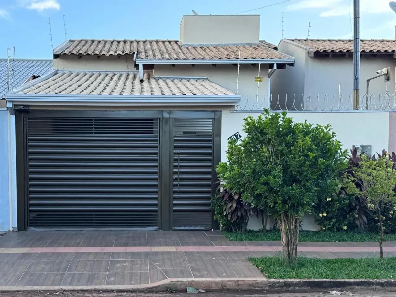 Casa para venda com 53 metros quadrados com 2 quartos