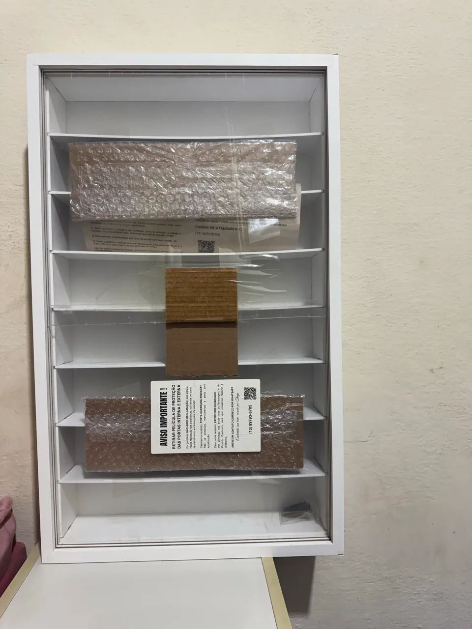 EXPOSITOR DE BONECAS 