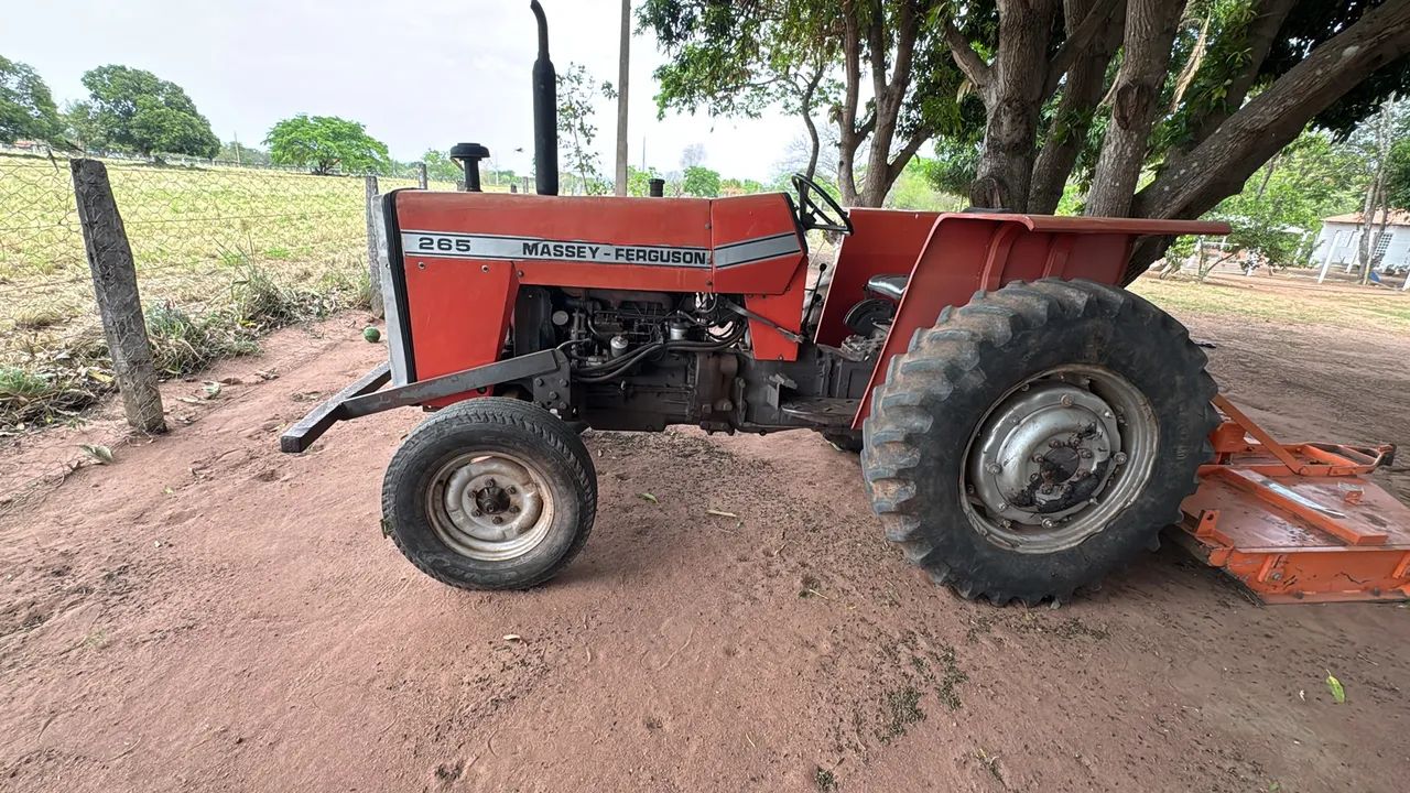 Trator Massey 265