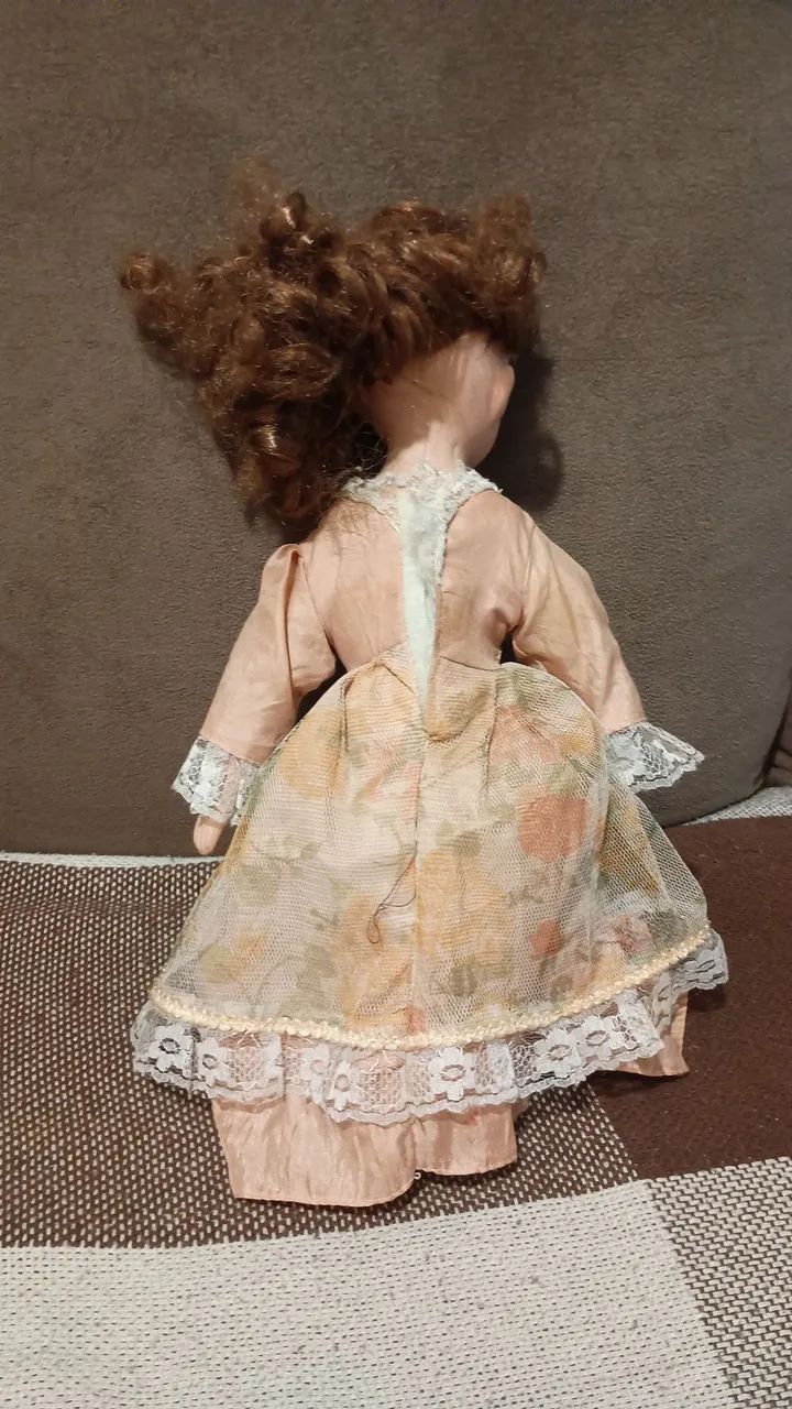 boneca de porcelana antiga com estilo europeu ou vitoriano 30 cm - Foto 6
