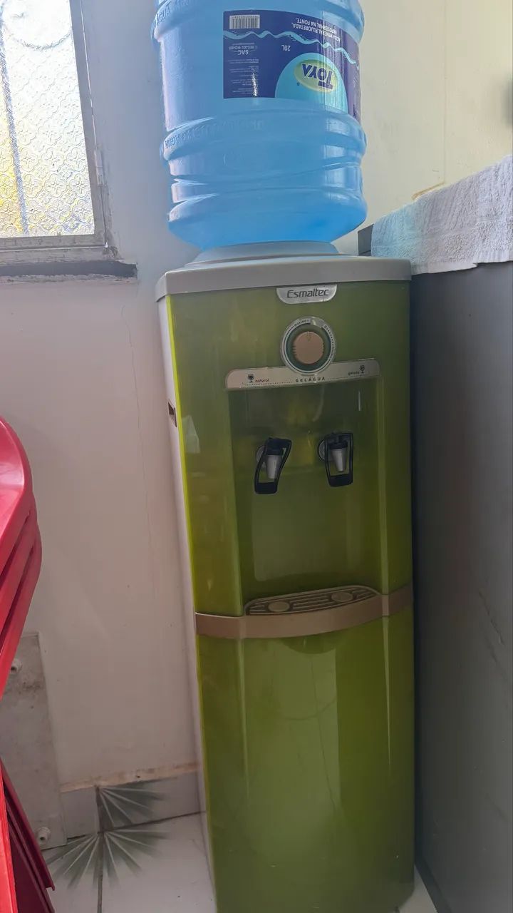 Vendo este bebedouro 