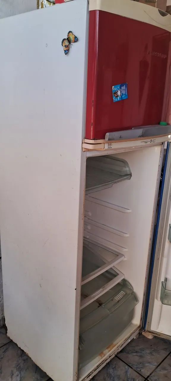 Vendo geladeira duplex funcionando perfeitamente  - Foto 3