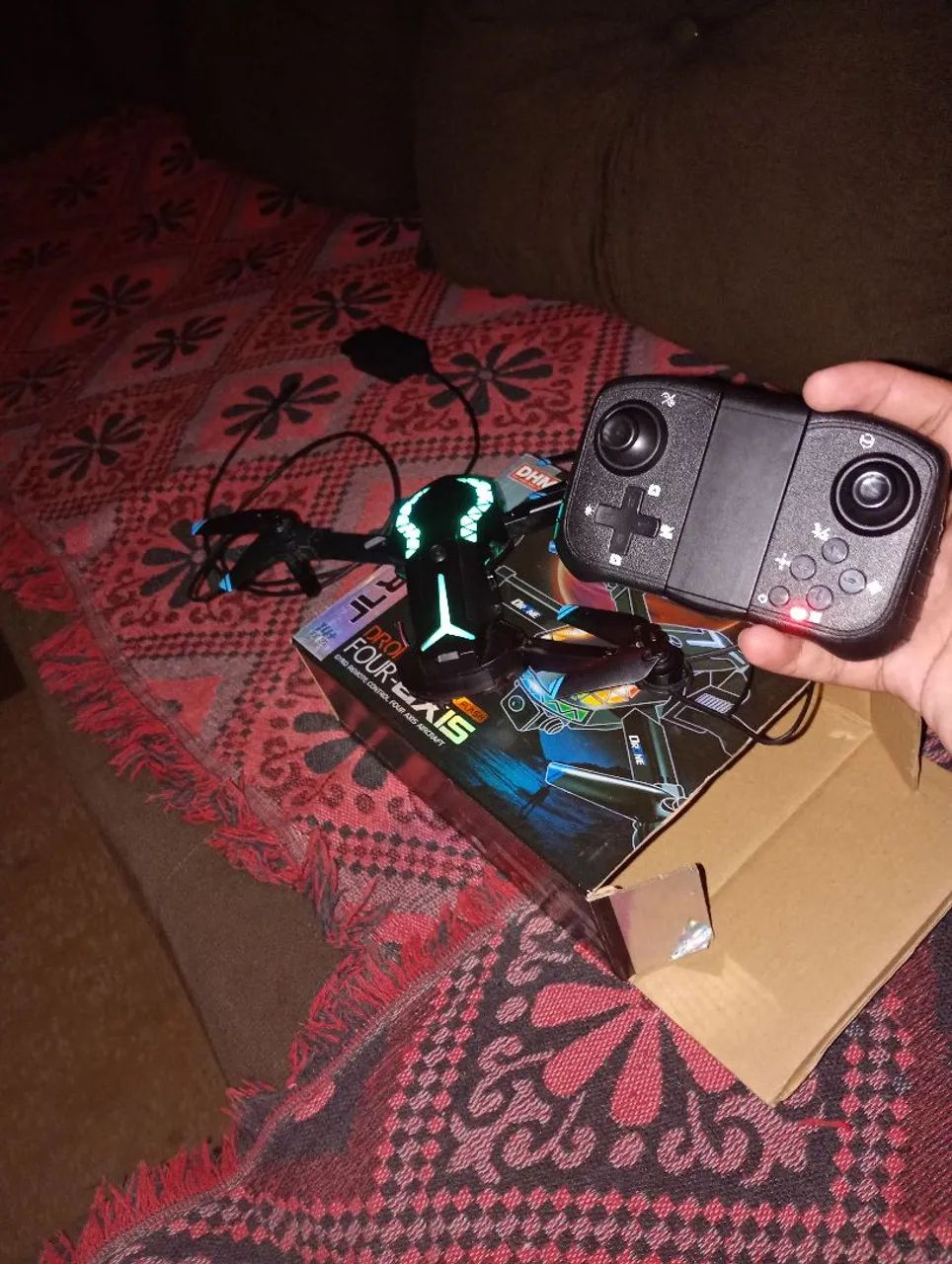 Vendo esse drone tá faltando uma perna é só comprar