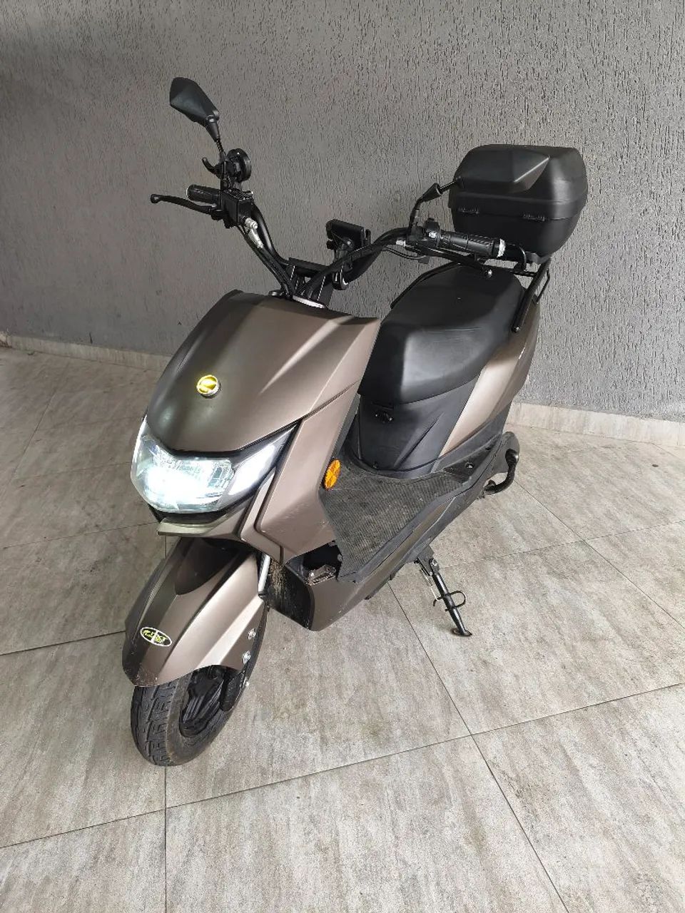 Scooter eletrica 