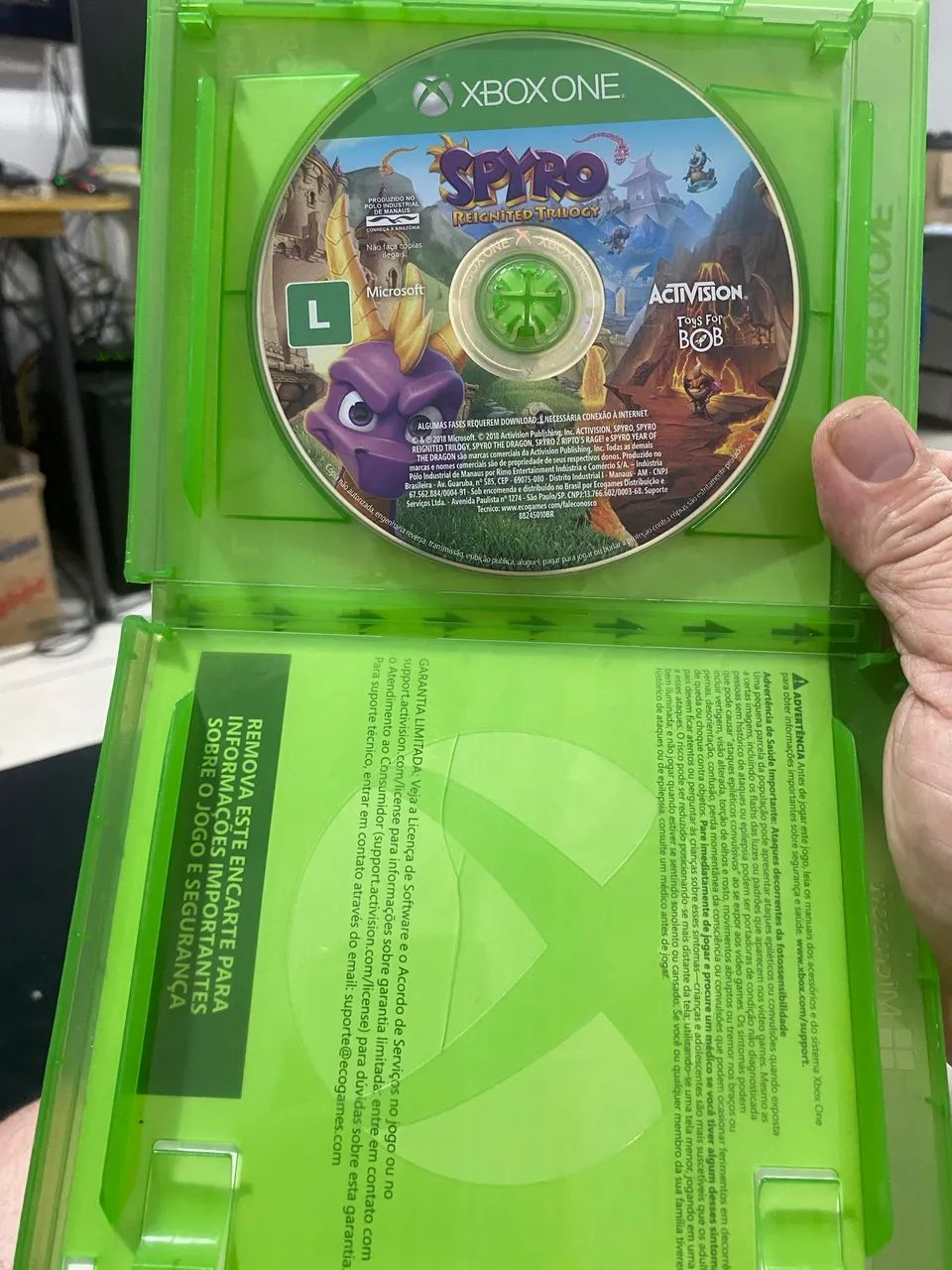 Spyro Reignited Trilogy - Xbox One Mídia Física - Foto 4