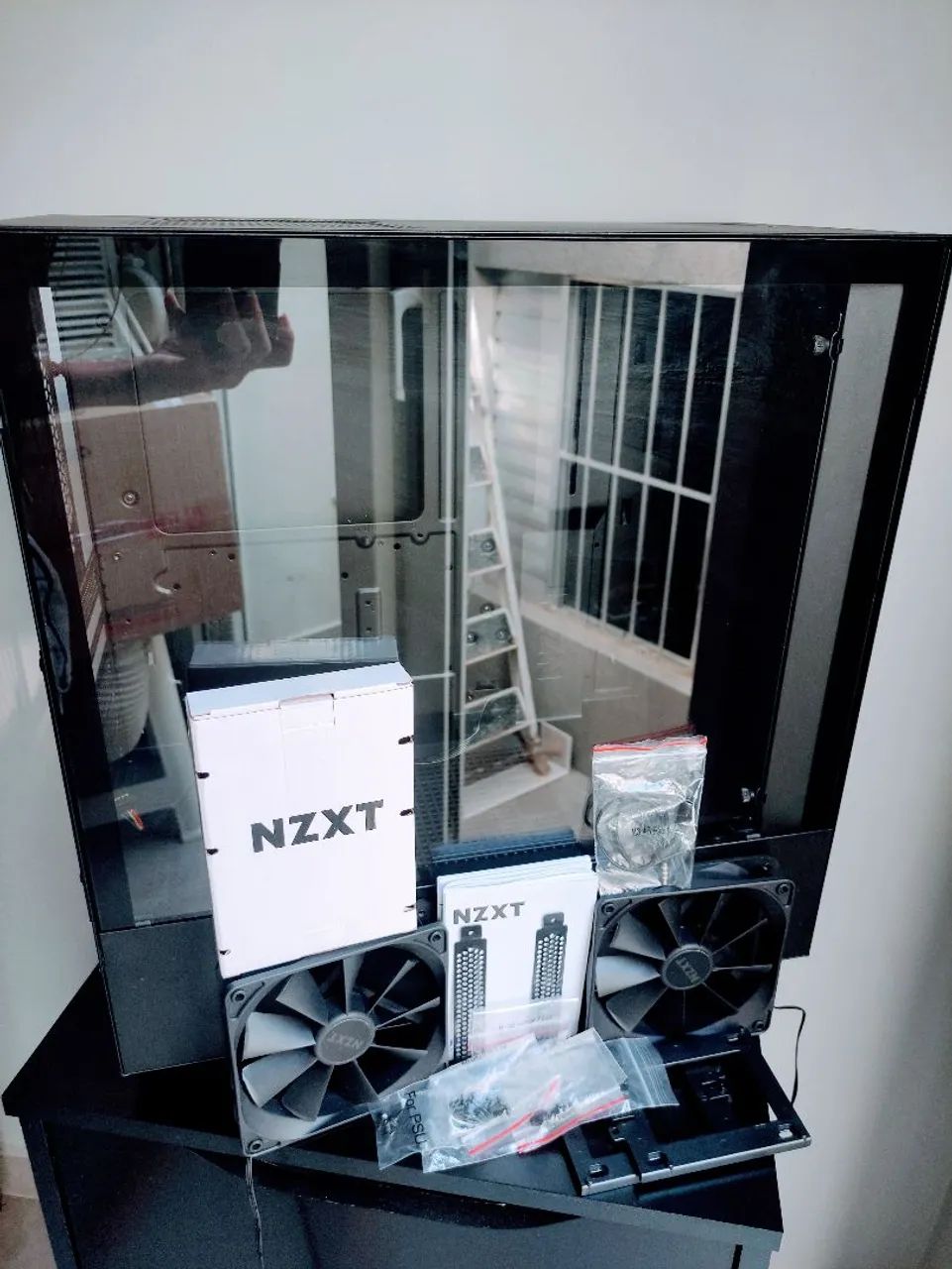 Gabinete NZXT H510 Preto Mid Tower com Vidro