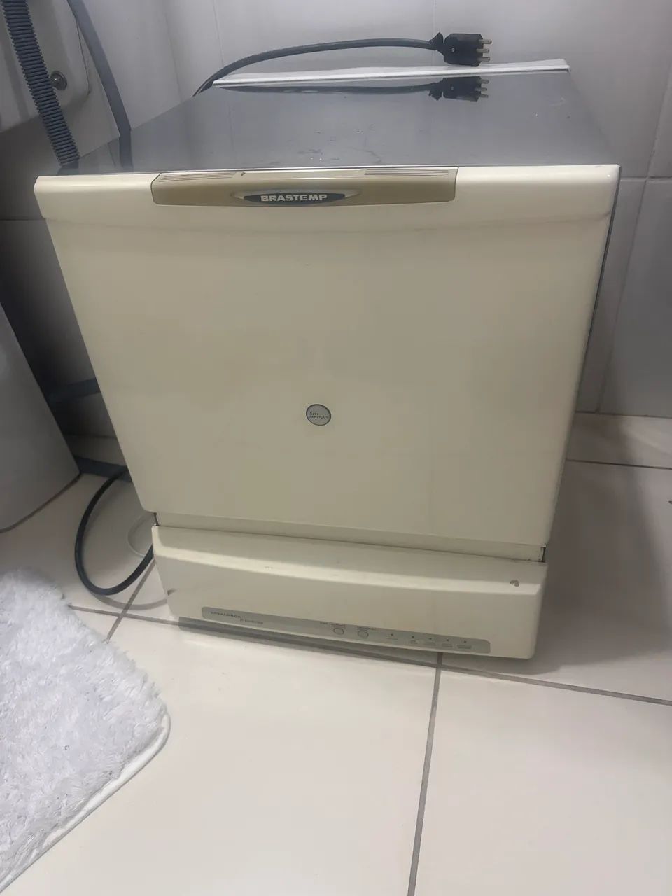 Máquina lavar louça Brastemp compacta 
