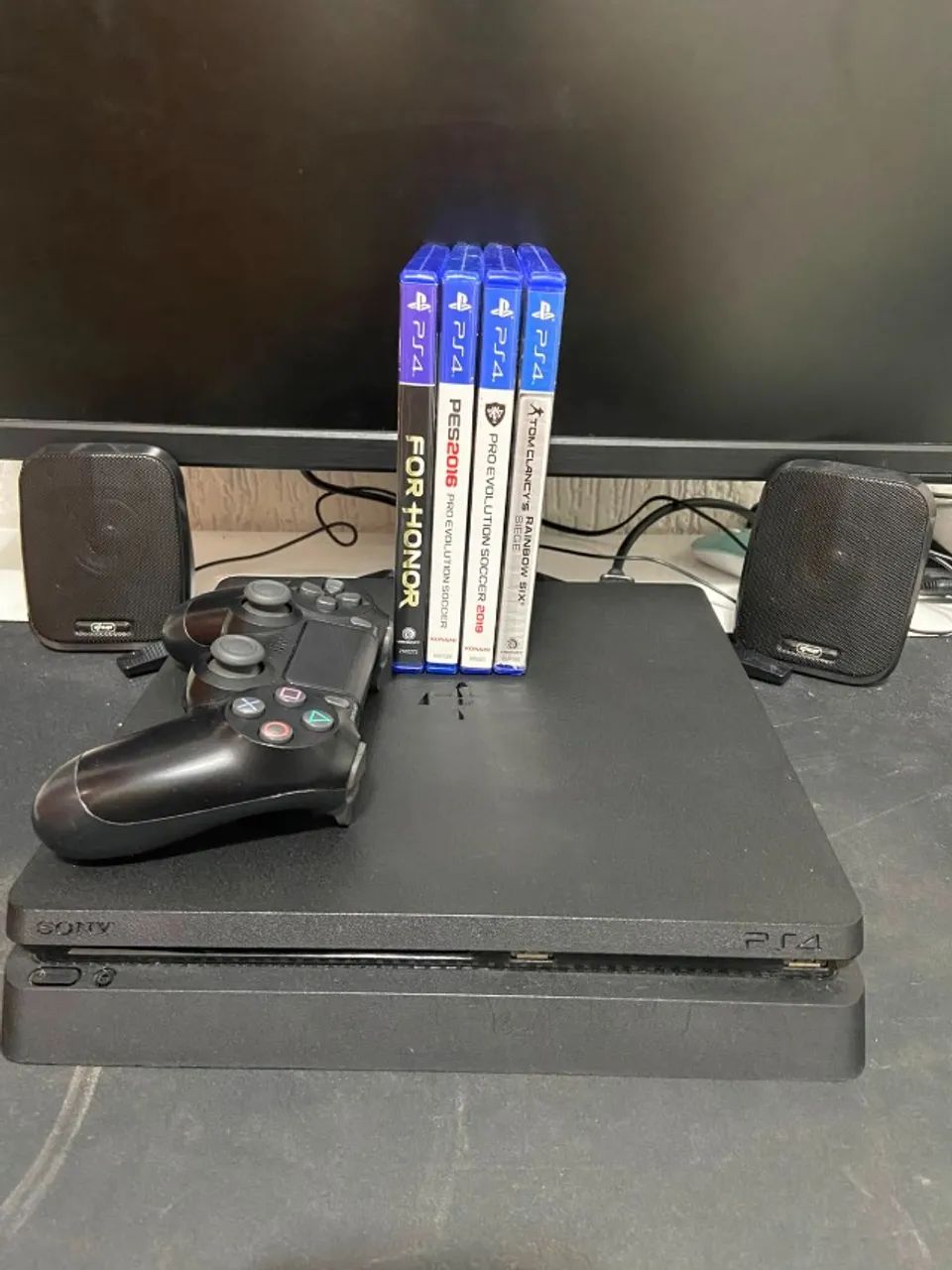 UmPS4 Slim