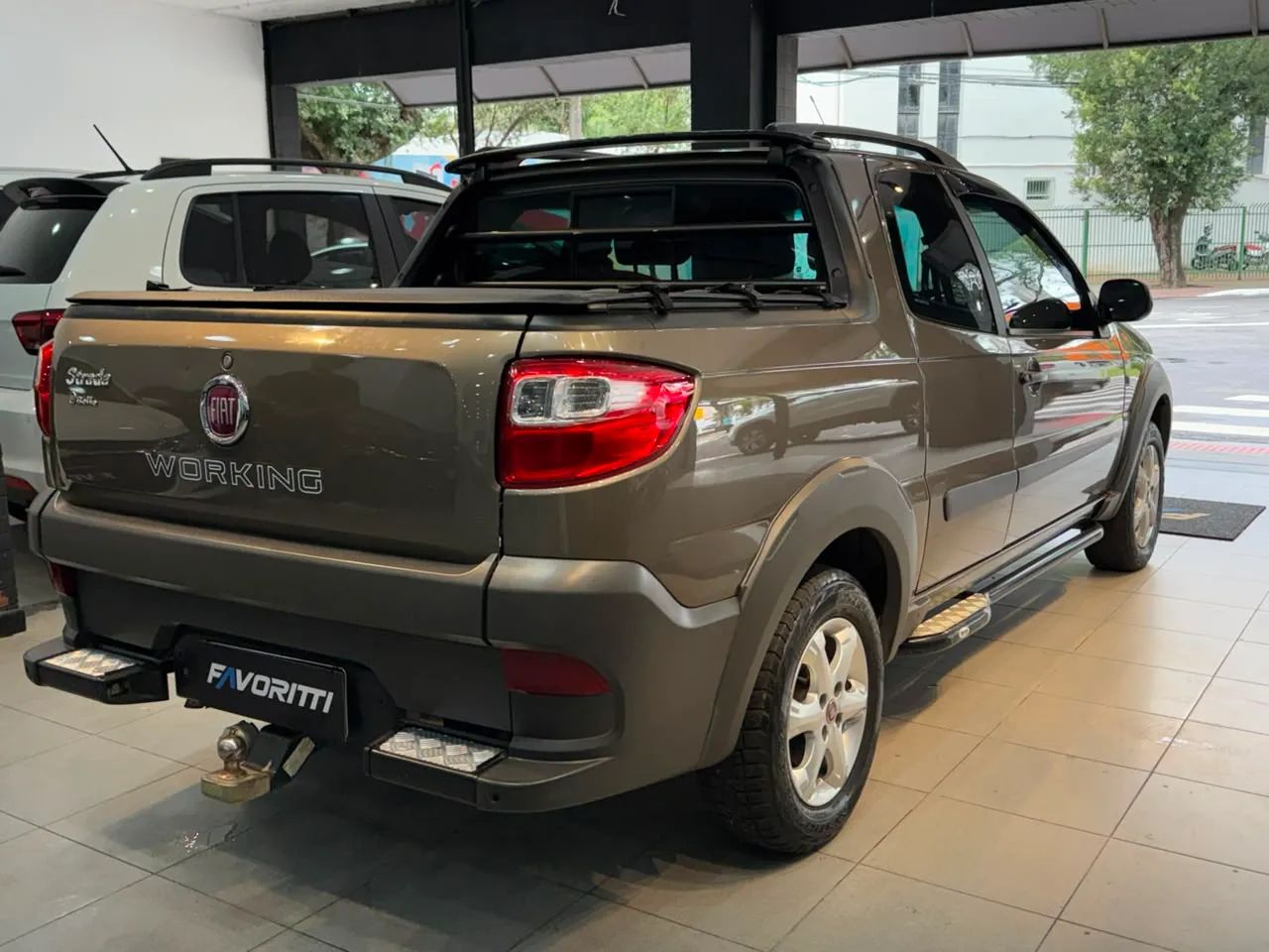 Fiat Strada Working Hard 1.4 Fire Flex 8V CD 2016 - Foto 5