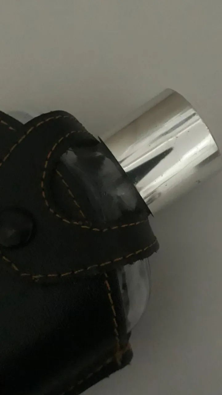 porta uísque em couro marca toque especial  - Foto 3