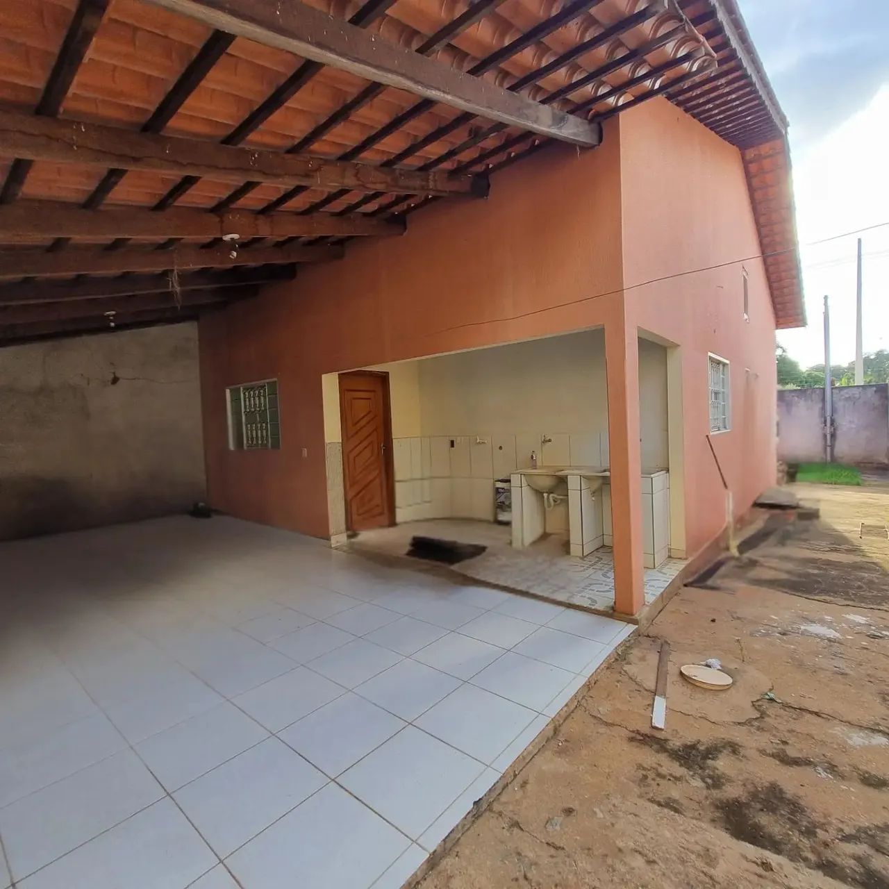Casa padrão terra firme 