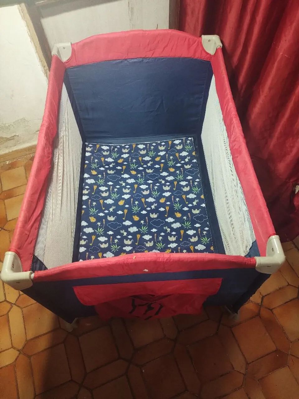 BERÇO CHIQUEIRINHO DESMONTÁVEL ! ! ! 
