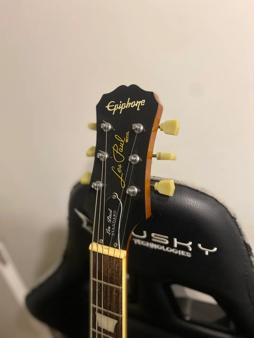 Guitarra Les Paul Epiphone Standard - Honey Burst - Instrumentos