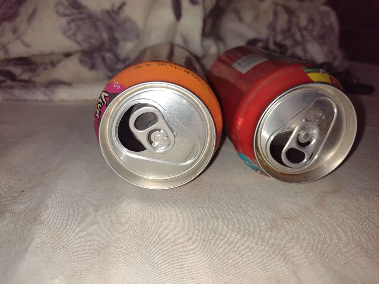 Lotes de 2 latas refrigerantes da xuxa - Foto 4
