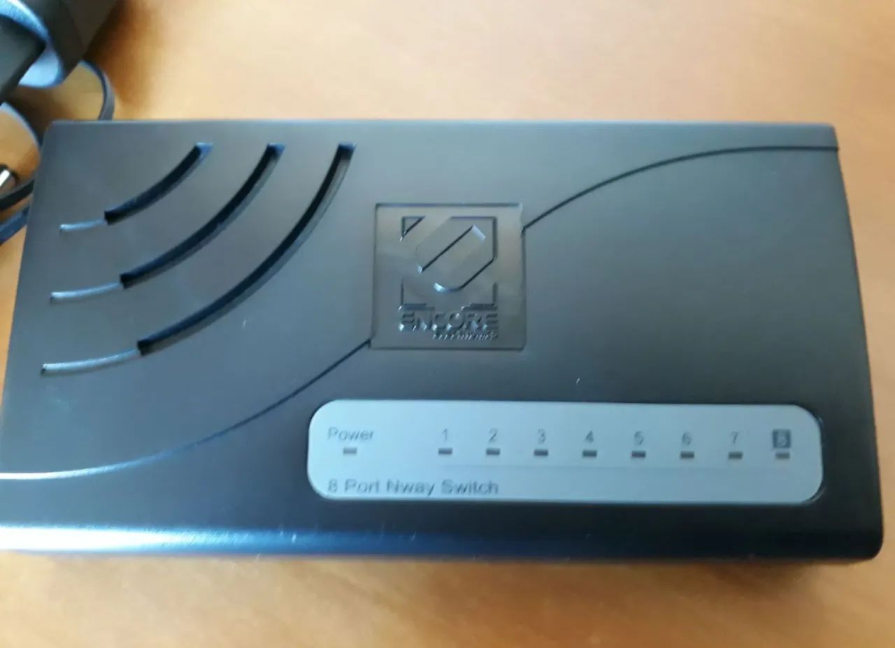 Switch Hub Encore 8Portas  - Foto 2