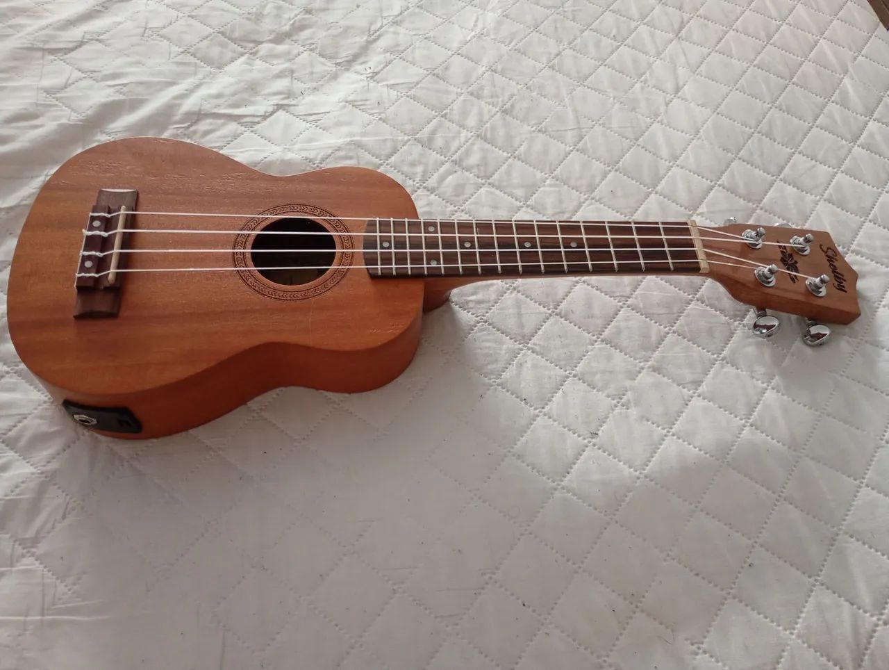 Ukulele elétrico Shelby(Não Troco) - Foto 5
