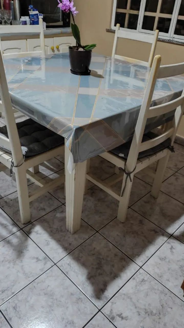 Jogo de mesa com cadeira em madeira  - Foto 3