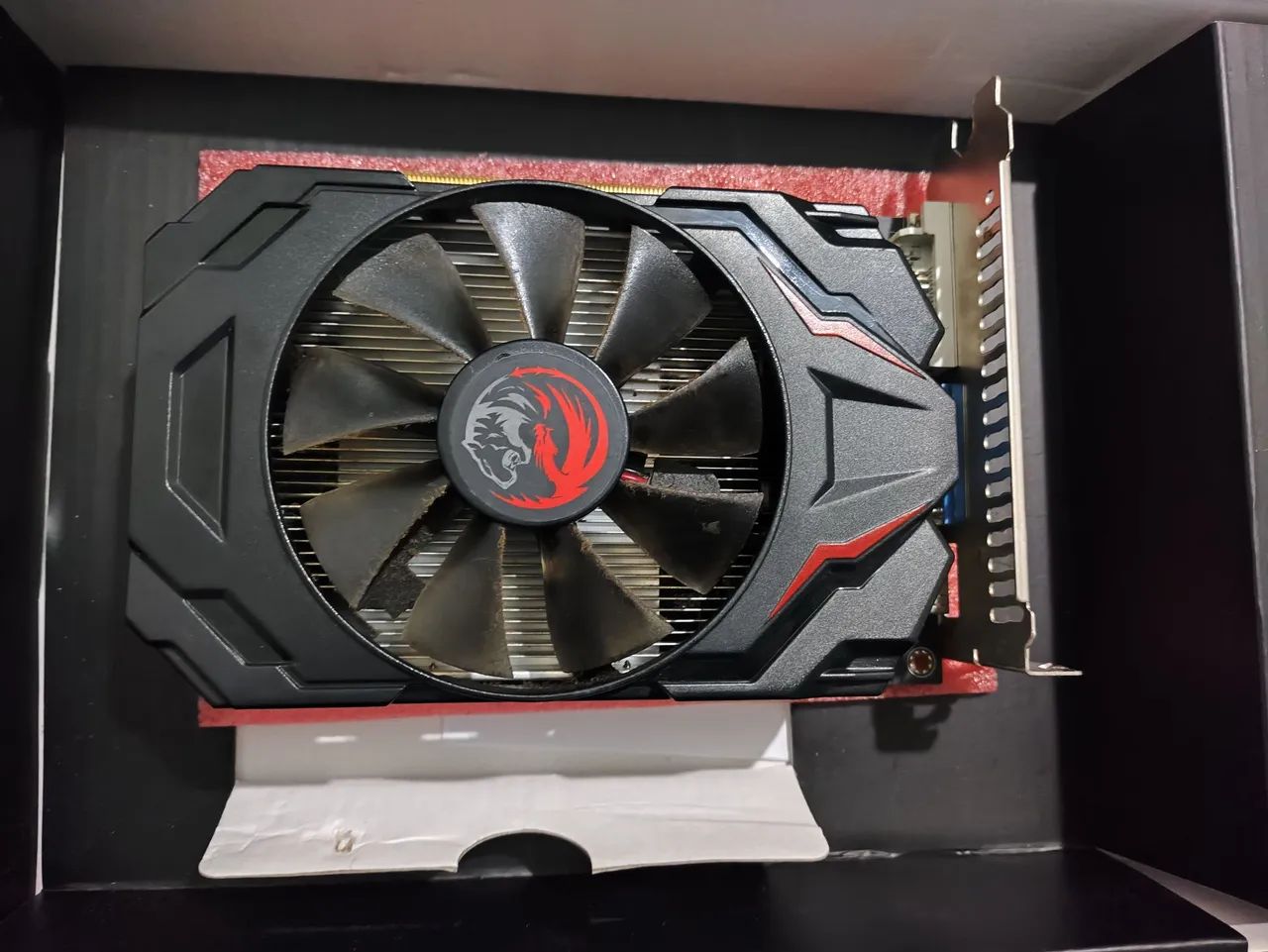 Placa de vídeo Radeon R7 250