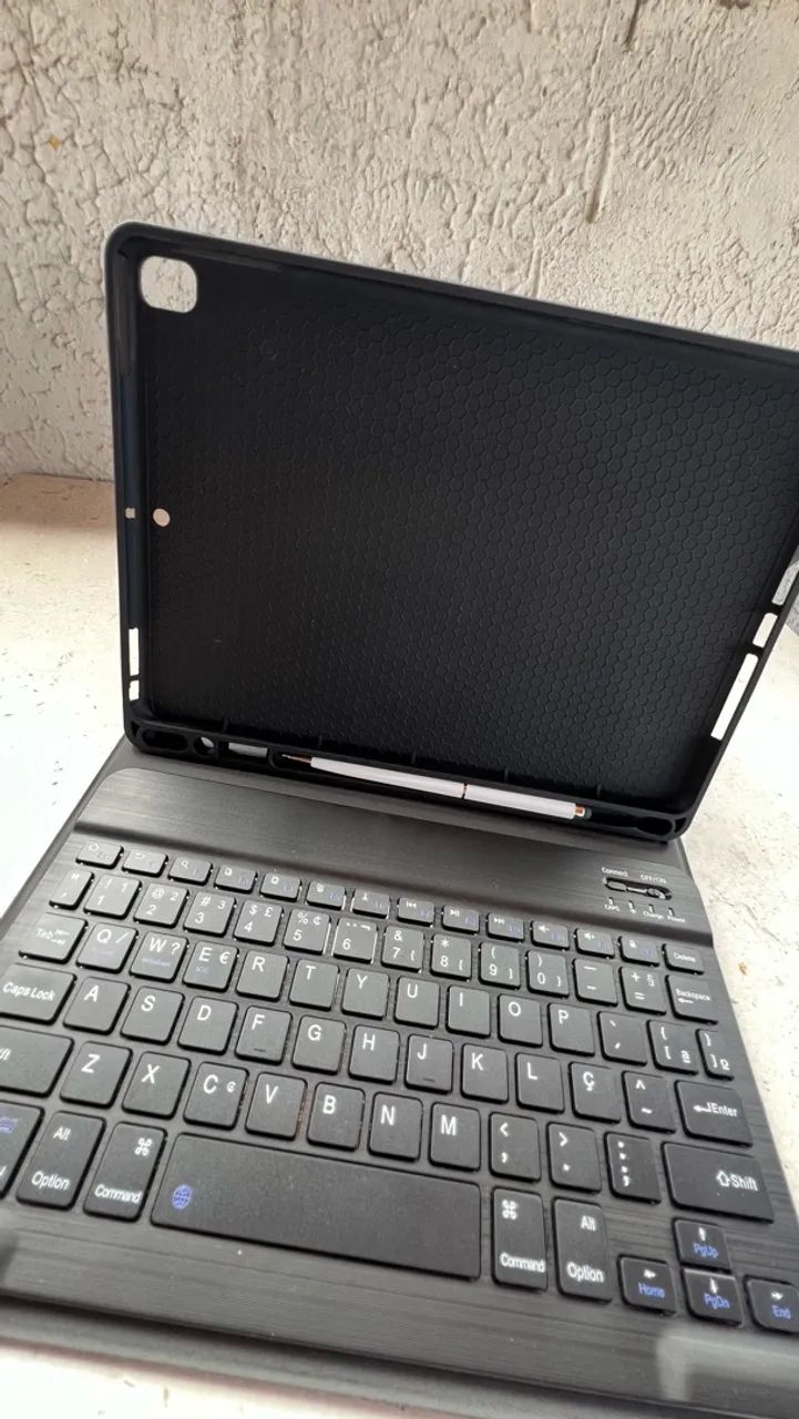 Kit capa + teclado + caneta para tablet