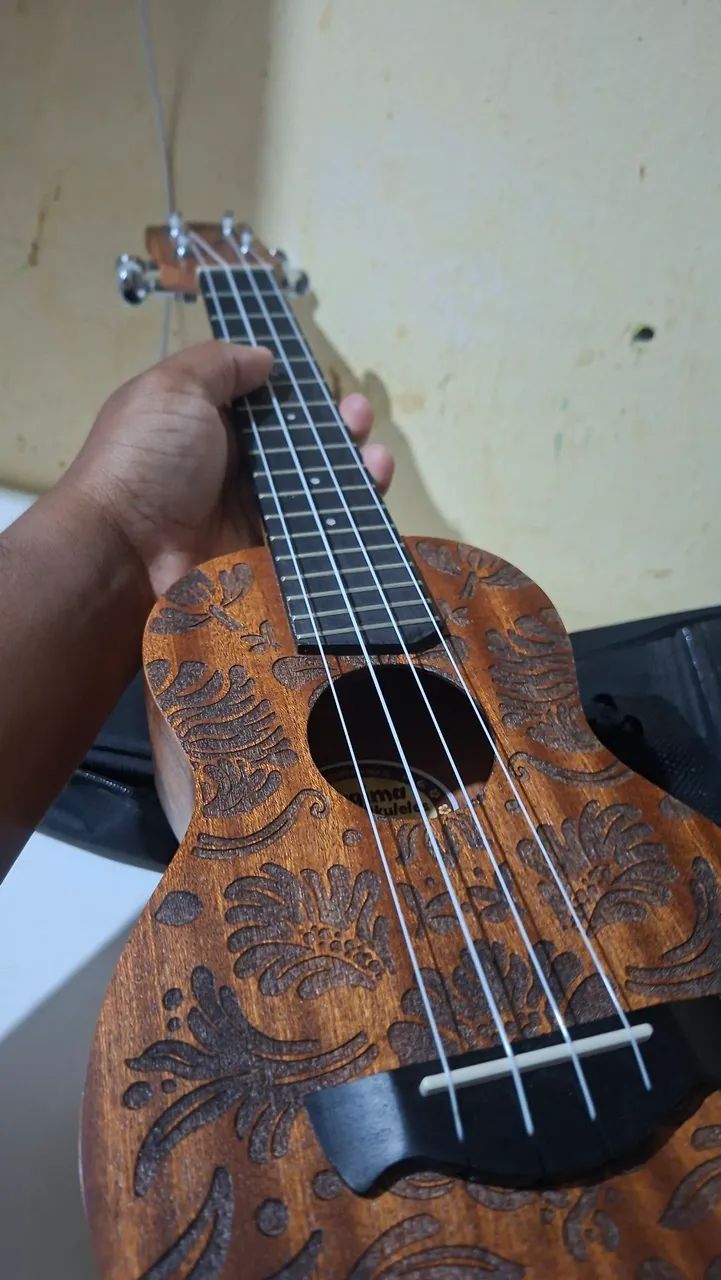 UKULELE - Foto 5