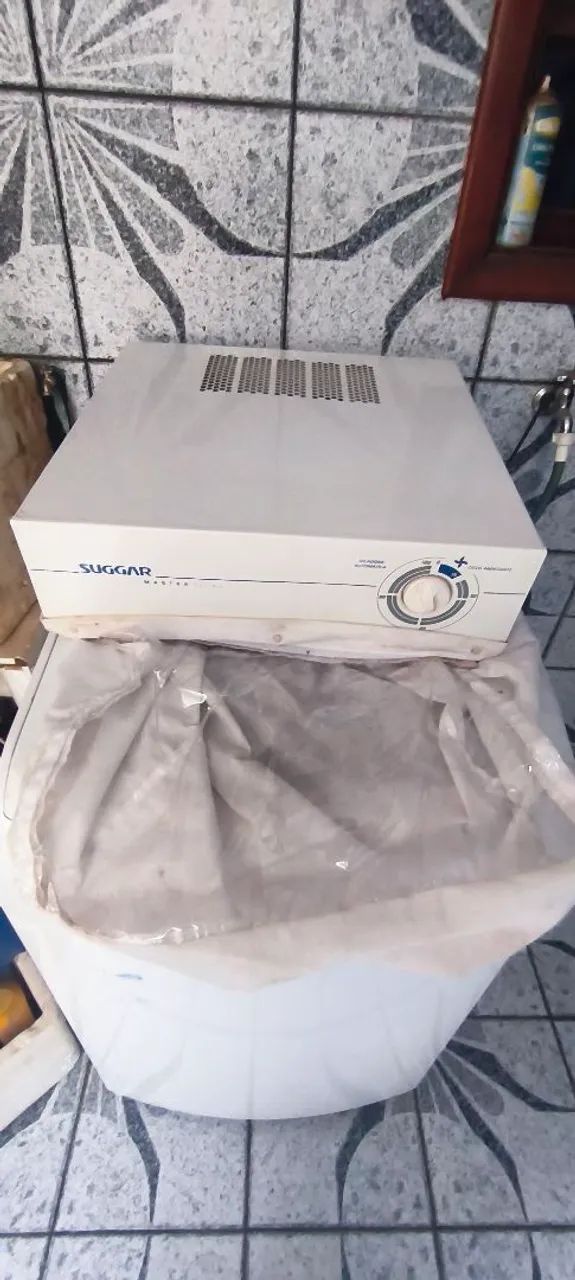 secadora de roupas de parede da marca Suggar (modelo Master Turbo / Compacta) - Foto 2