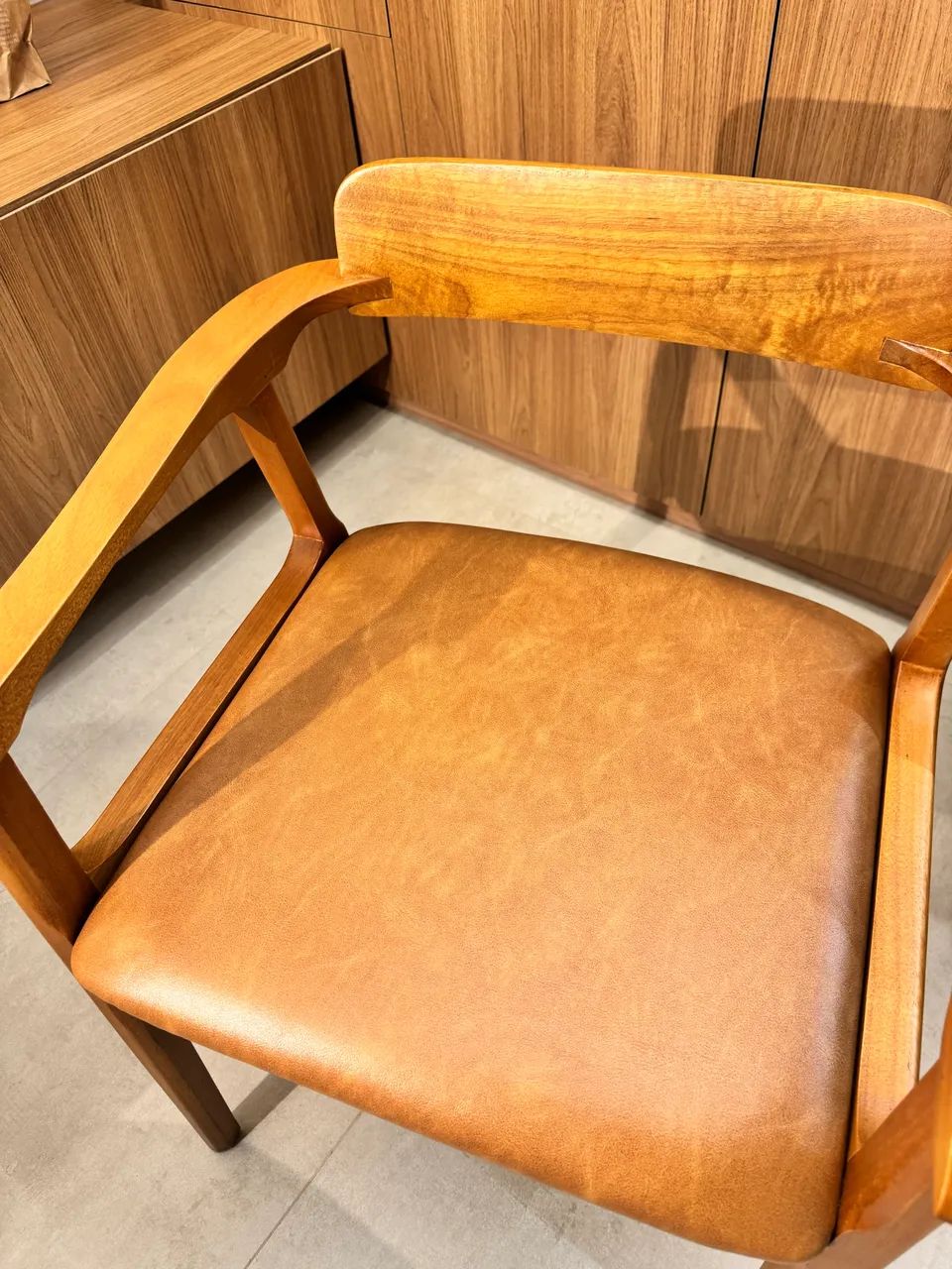 Cadeira de madeira - Foto 5