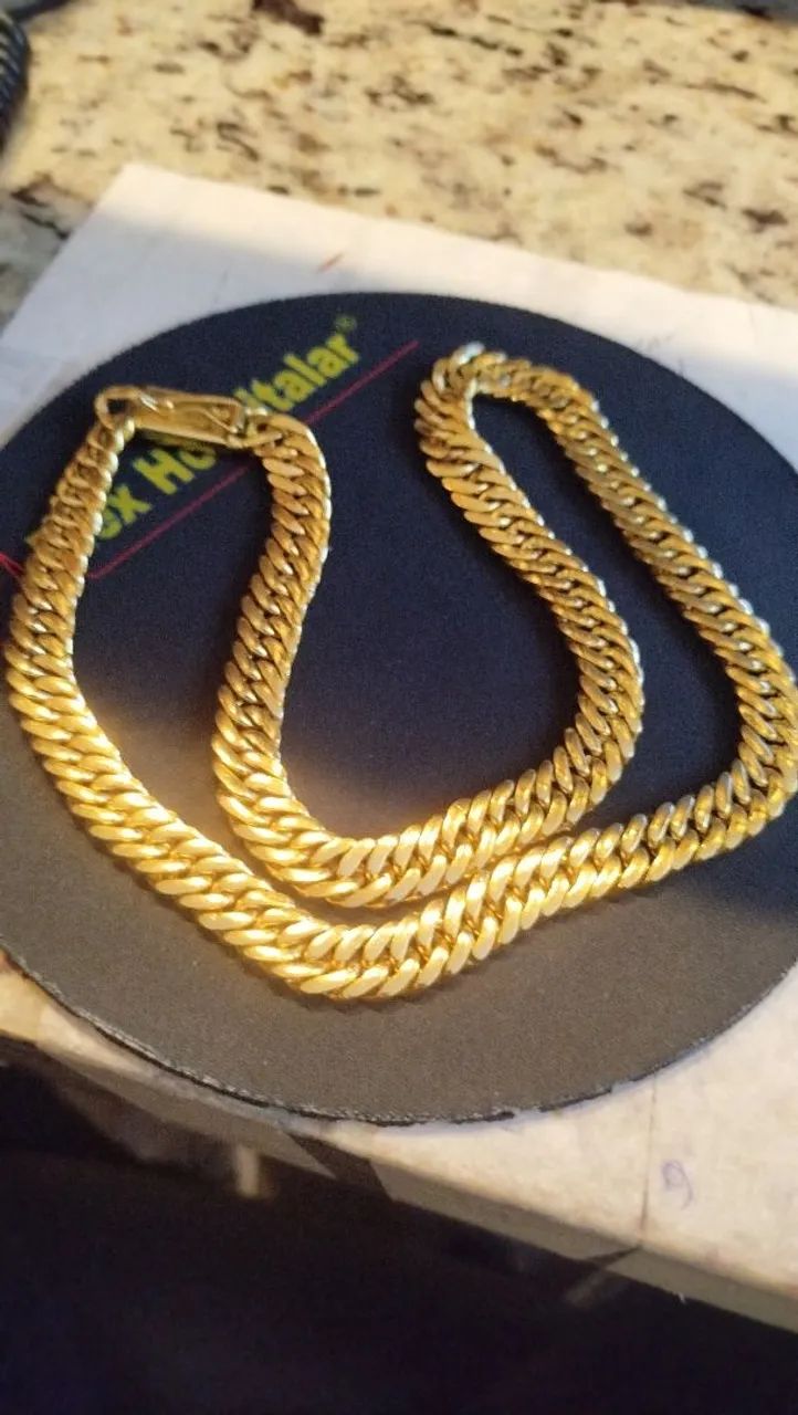 Corrente banhada a ouro 18k