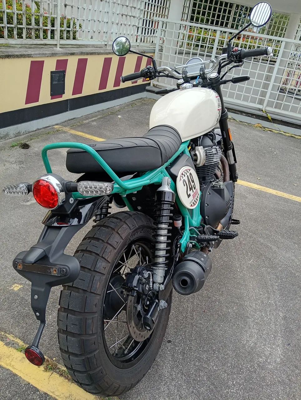 INTERCPTOR BEAR 650CC. 2026.  EDSON  - Foto 4