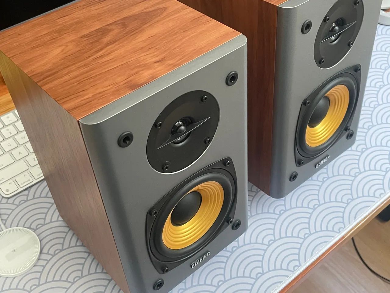 Edifier R1000T4 impecável com caixa - Foto 5