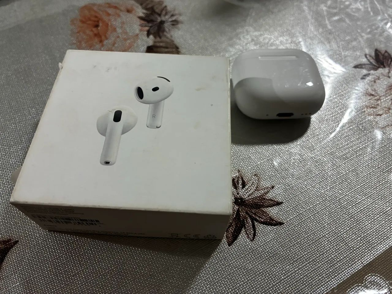 Airpods 4 