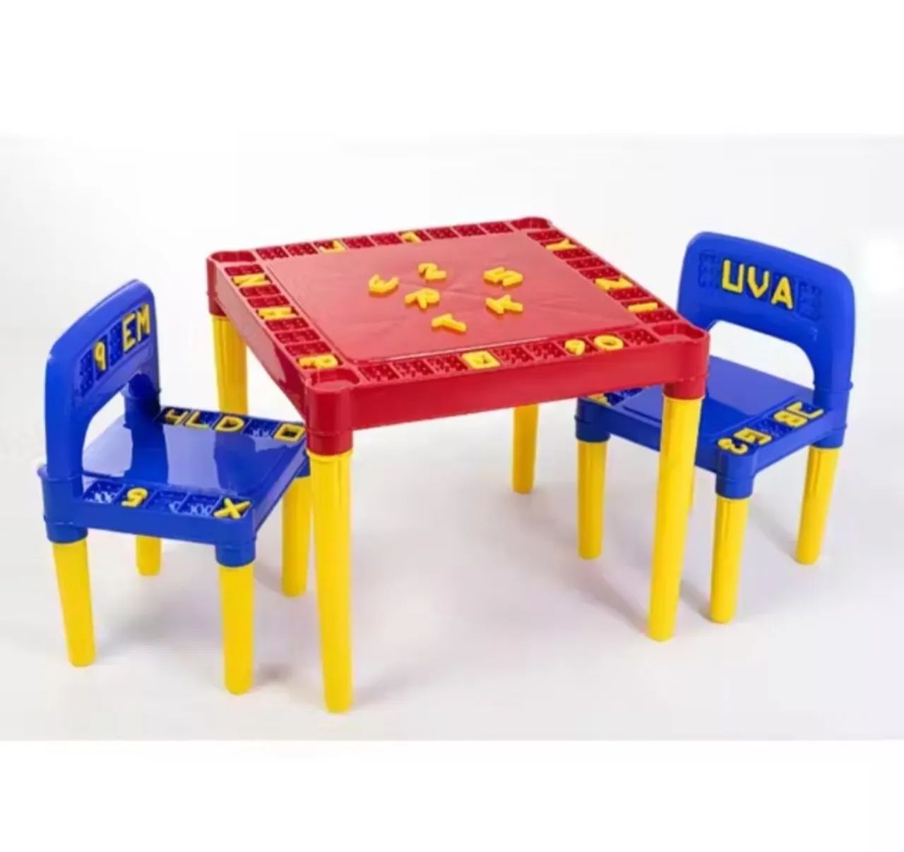 OFERTA MESA EDUCATIVA COM 2 CADEIRAS