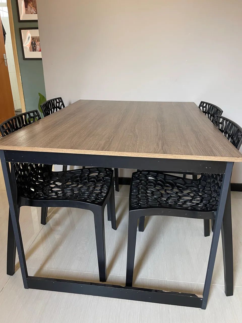 Mesa de jantar com 4 cadeiras  - Foto 2