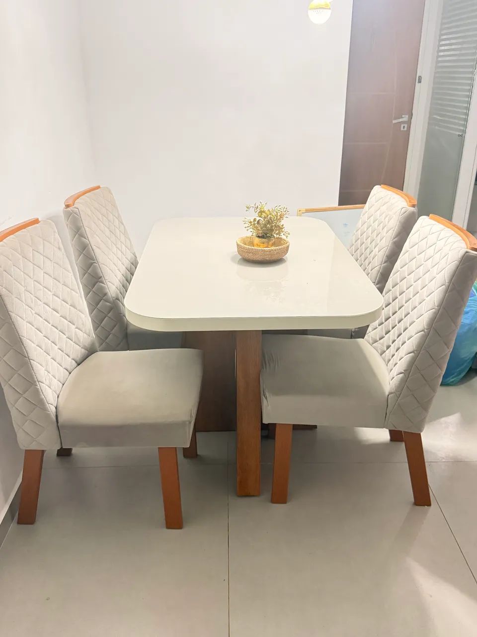 Vendo linda mesa 4 lugares - Foto 3