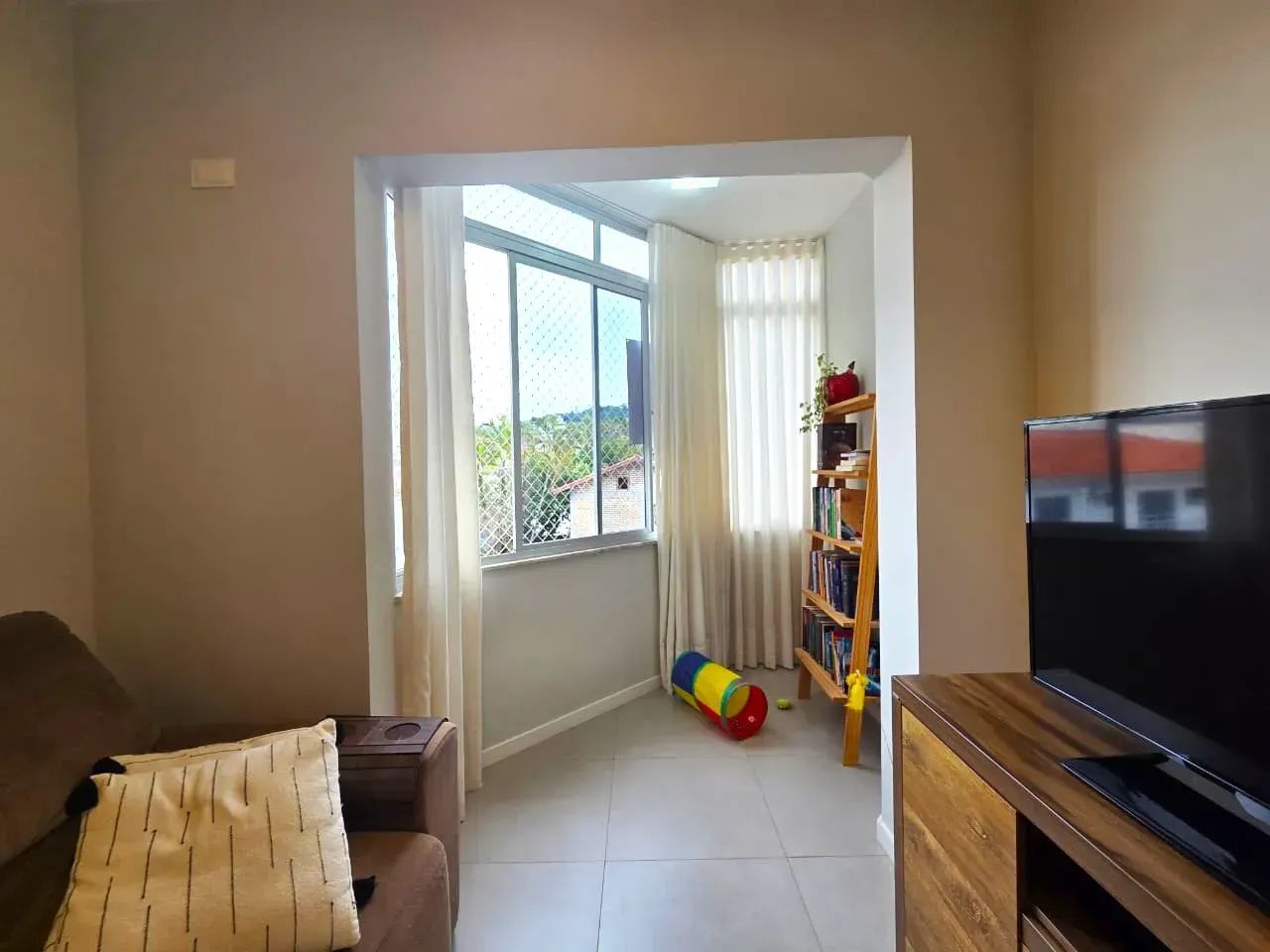 Apartamento com 3 dormitórios no bairro Trindade - Foto 3