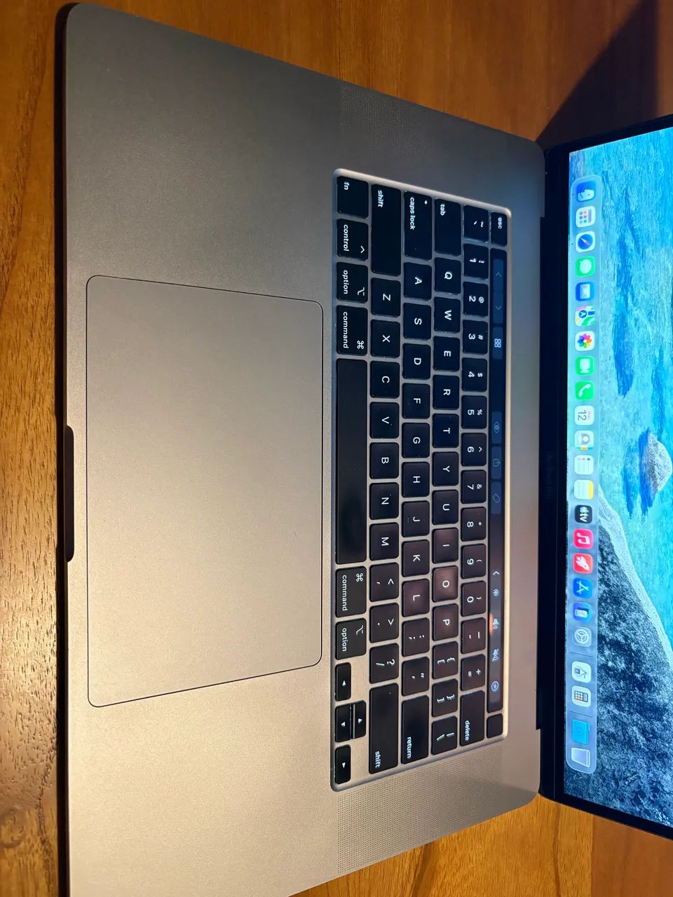 MacBook Pro i7 16 gb touchbar  - Foto 3