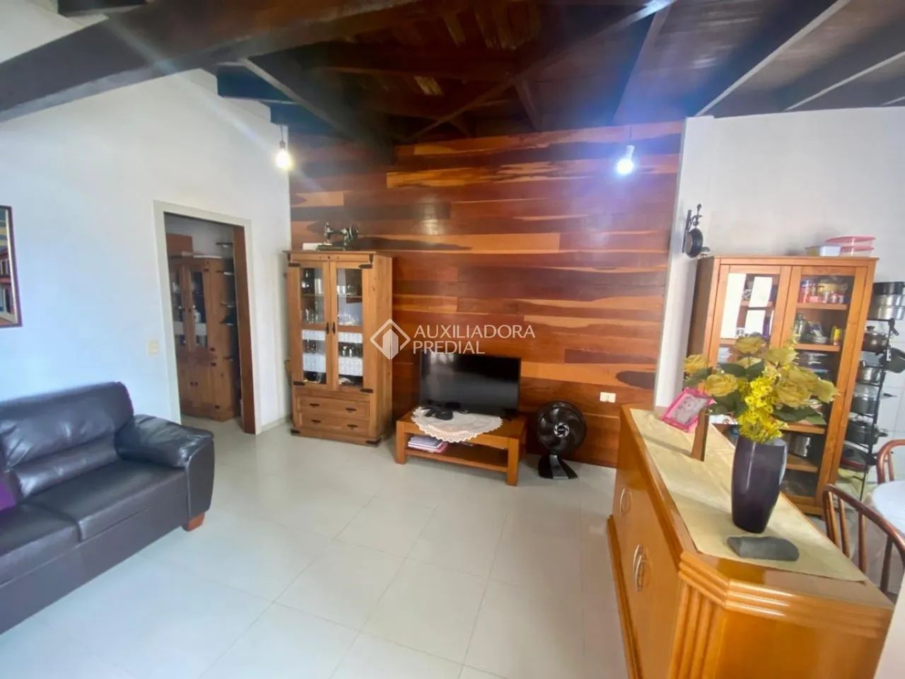 Casa com piscina na Euclydes da Cunha. - Foto 2