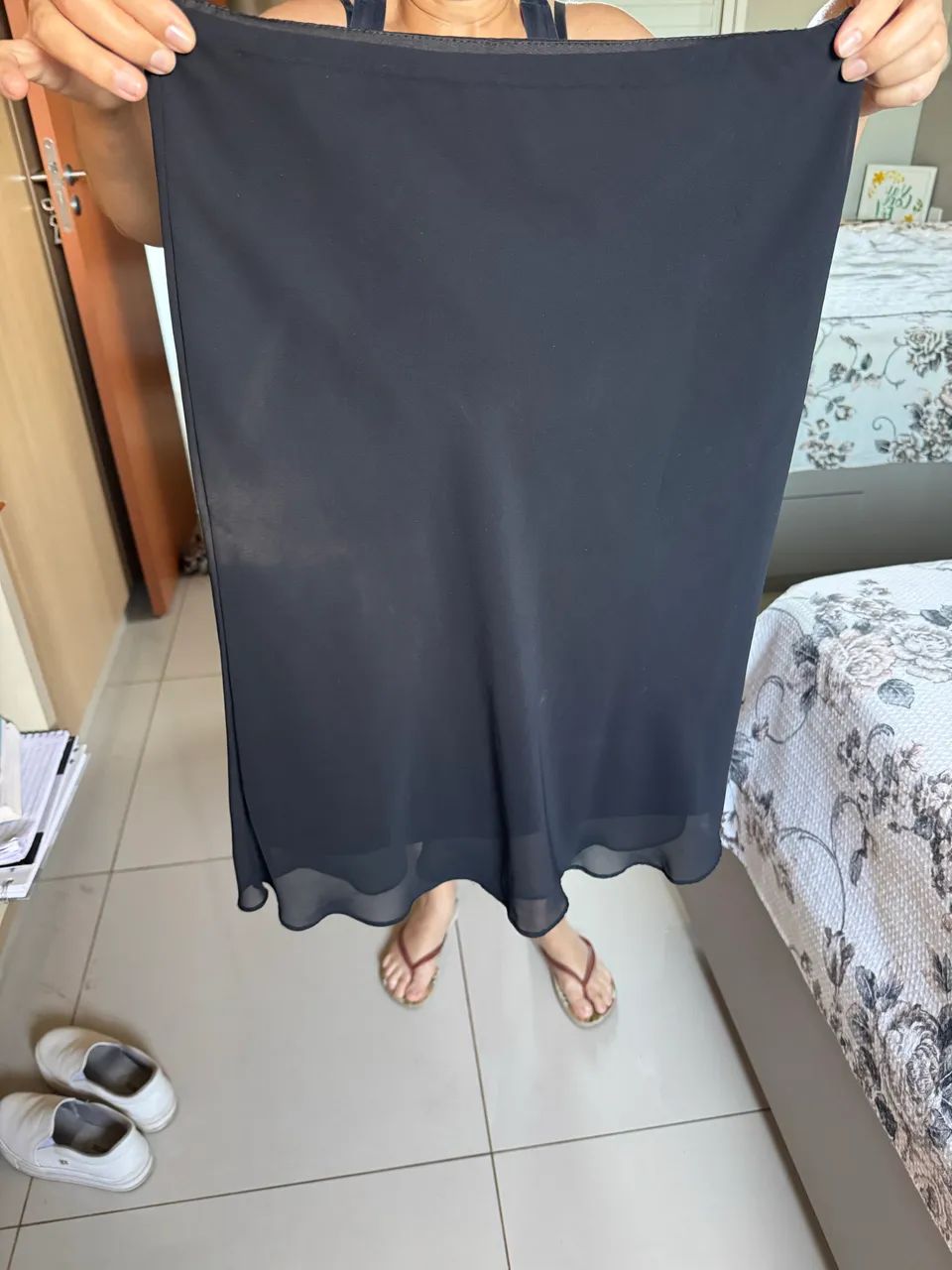 VENDO SAIA PRETA - Foto 2