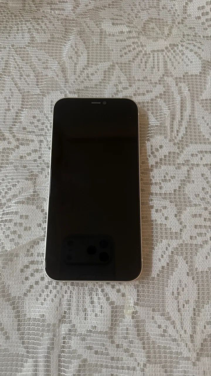 iPhone 12