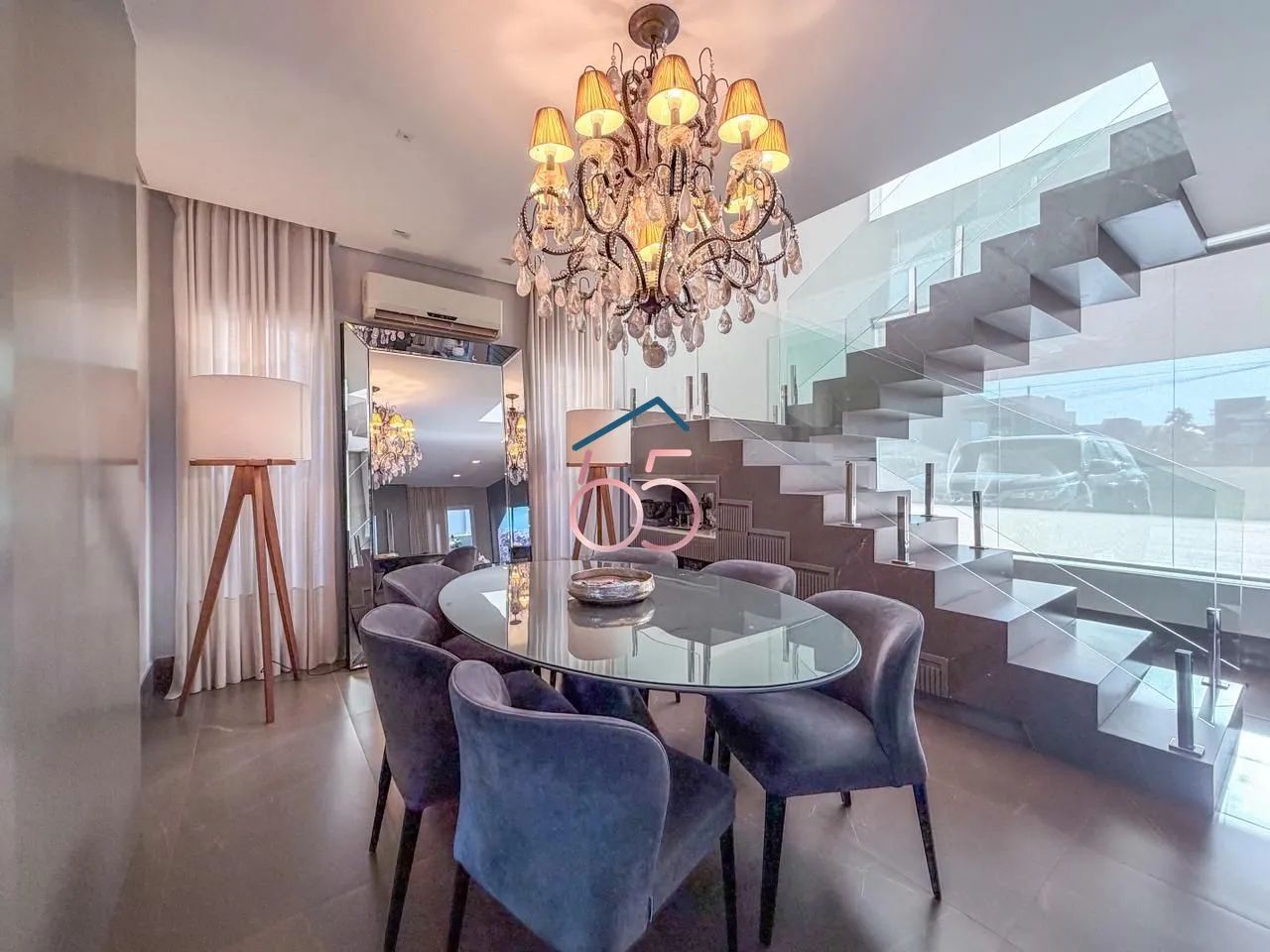 ALPHAVILLE II  RESIDÊNCIA DE LUXO MOBILIADA E DECORADA!