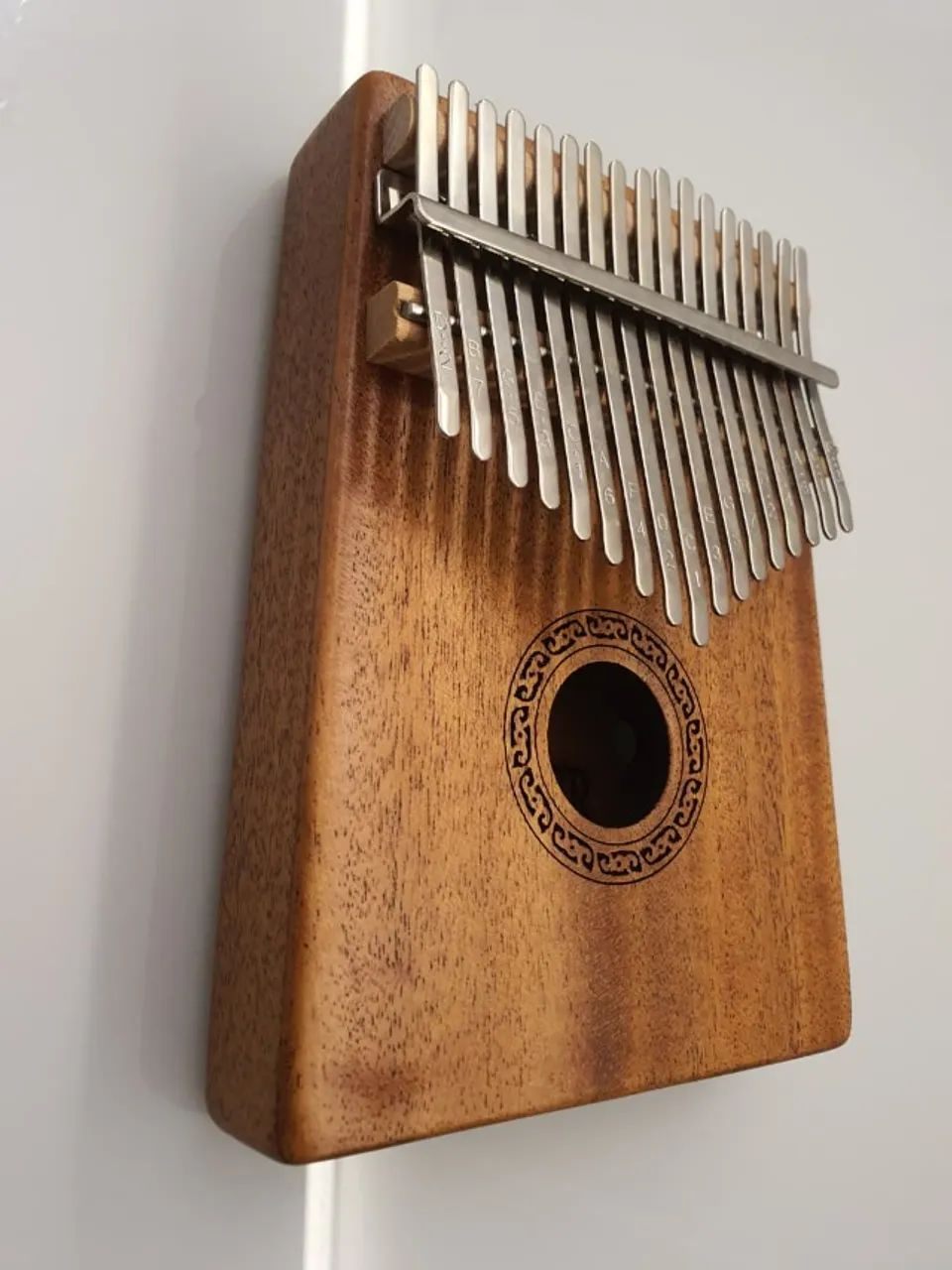 Kalimba 17 Chaves - Nova na caixa, em perfeito estado - Foto 2